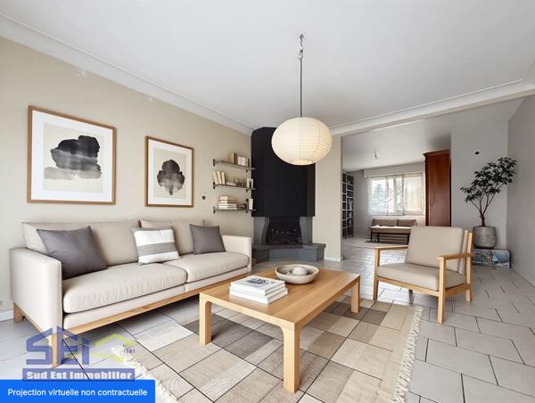 Maison 6 pièces - 140 m² Exclusivité efficity