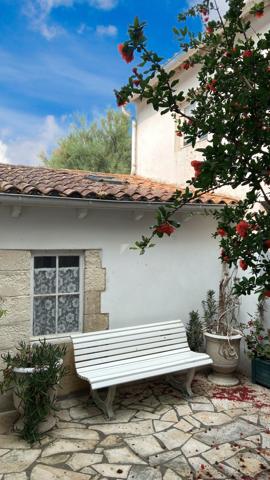 Maison de village à Ars