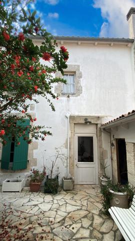Maison de village à Ars