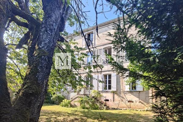 AU COEUR DE LA GENETTE – Rare Maison de Maître proche plage, parcs et Vieux-Port de La Rochelle