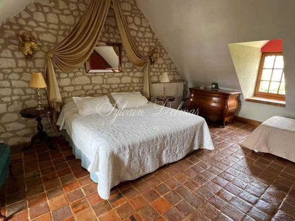 Propriete à vendre 45 pièces proche de TOURS (37)