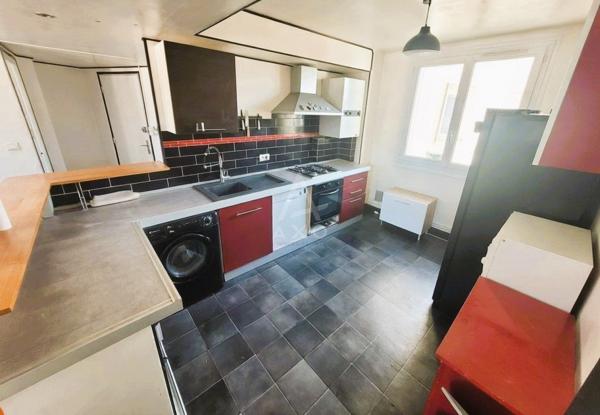 ALBERTVILLE : grand T3 lumineux – emplacement recherché proche centre-ville