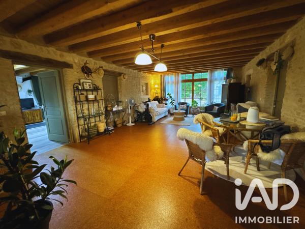 Maison à vendre 11 pièces 275 m² Châteauneuf-Val-de-Bargis
