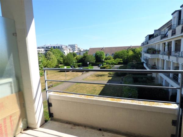 3 PIECES 58m² + 2 BALCONS + DOUBLE PARKING - CERGY LE HAUT