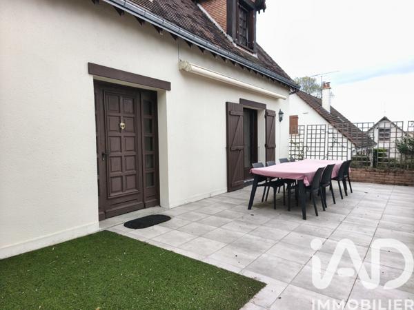 Maison à vendre 6 pièces 267 m² Romorantin-Lanthenay