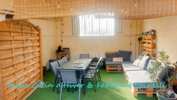 Duplex avec terrasse et garage proche centre ville