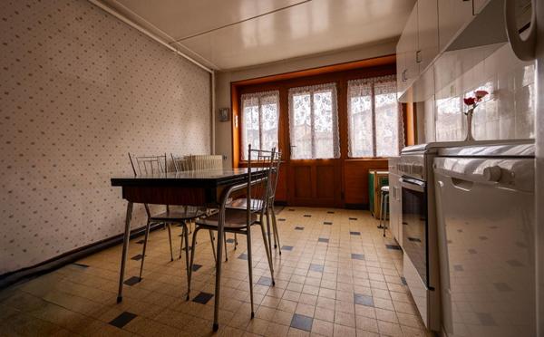 Ensemble immobilier polyvalent avec terrain clos