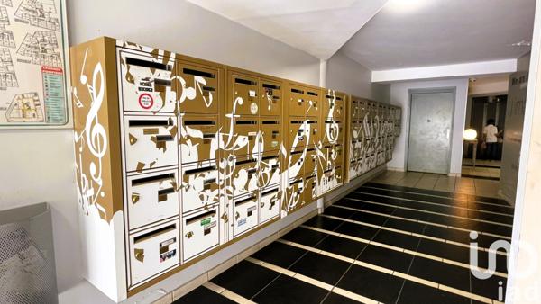 Appartement à vendre 1 pièce 27 m² Saint-Denis