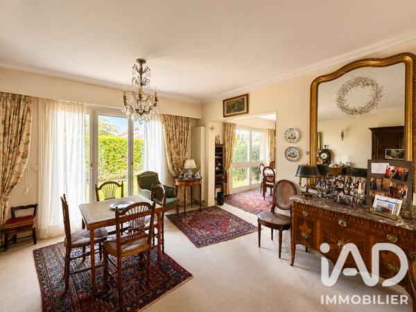 Maison à vendre 6 pièces 169,56 m² Saint-Germain-en-Laye