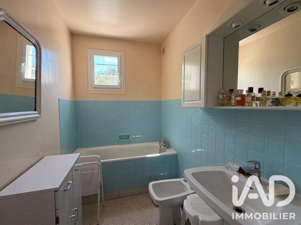 Maison à vendre 6 pièces 169,56 m² Saint-Germain-en-Laye