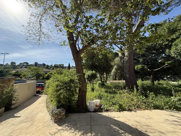 Villevieille (30250) Villevieille, maison spacieuse T7 sur parcelle de 380 M2 de terrain , GARAGE DE 30 M2