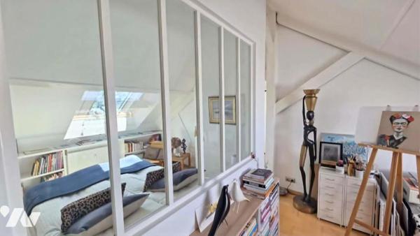 APPARTEMENT LUMINEUX AU PLEIN CENTRE VILLE