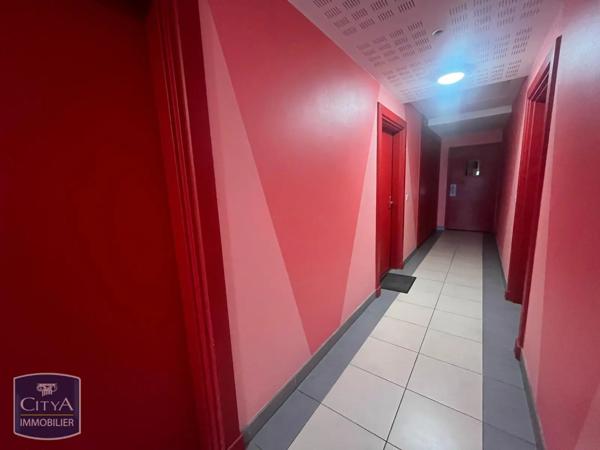 Appartement à louer 1 pièce 19.78m² Rodilhan (30230)