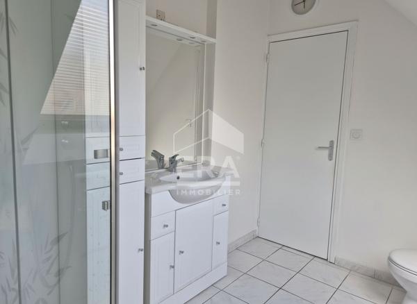 Maison T4  de 98 m2 avec garage à Sin Le Noble