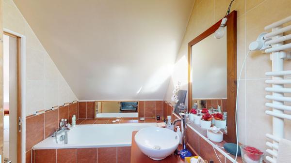 EXCLUSIVITE - VENTE MAISON FRESNES - 3 PIECES - 2 CHAMBRES - 70M2- GARAGE - EXTERIEUR