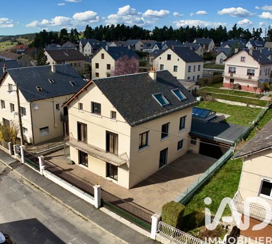 Maison à vendre 11 pièces 223 m² Saint-Chély-d'Apcher