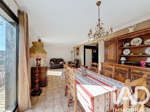 Maison à vendre 11 pièces 223 m² Saint-Chély-d'Apcher