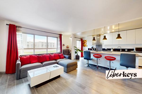 Appartement T4 - Tour du Belvédère de l'Axe Majeur - Parking - Cergy