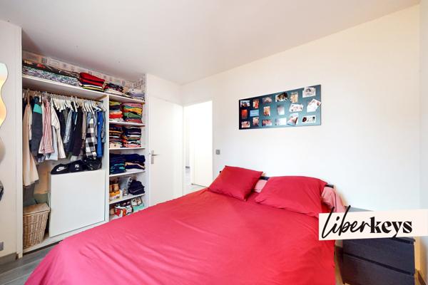 Appartement T4 - Tour du Belvédère de l'Axe Majeur - Parking - Cergy