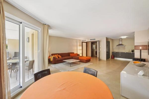 Appartement d'exception dans une résidence avec piscine