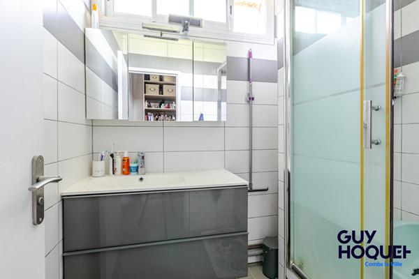 À vendre : Appartement 2 pièces à Boussy Saint Antoine