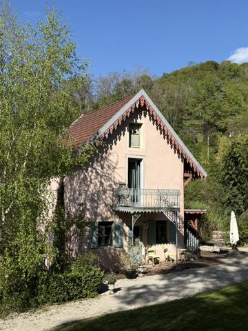 Maison
         13 pièces
        - 370 m² Exclusivité 1 200 000 € *