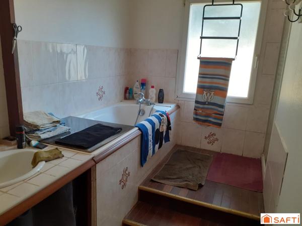 MAISON 117 M2 PLAIN PIED LONGUE-JUMELLES  AVEC JARDIN CLOS DE 1240 Mètres