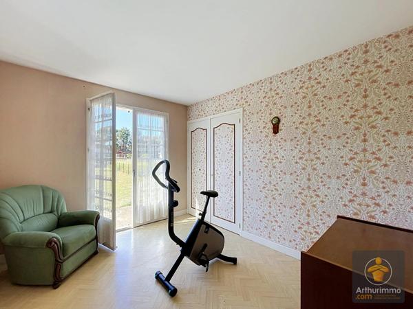 Vente                                                      Maison
                        
                     6 pièces                      116 m2                     à Mimizan