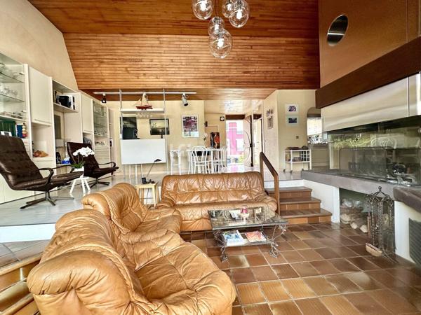 Villemomble- Maison 5P/4ch- 147m2+ Sous-Sol- Jardin Paysager 425m2