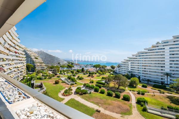 Marina – 2P d'exception, étage élevé, vue mer panoramique