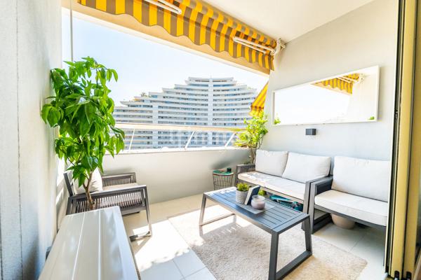 Marina – 2P d'exception, étage élevé, vue mer panoramique