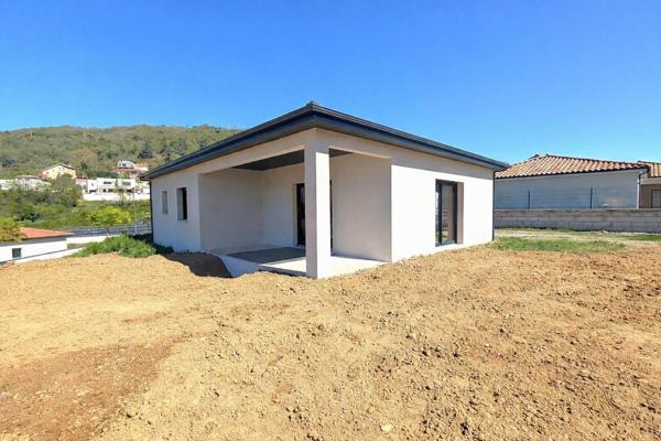 Maison contemporaine de plain-pied 114 m²