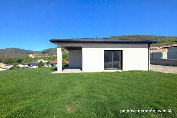 Maison contemporaine de plain-pied 114 m²