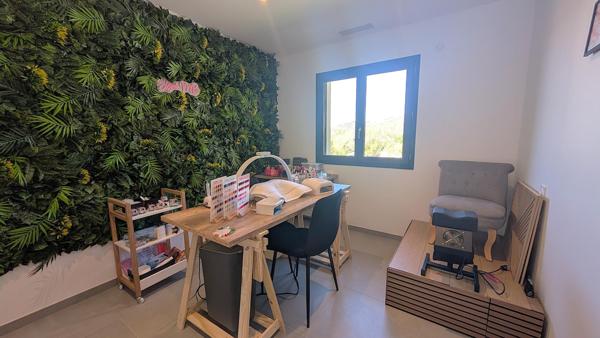 Maison contemporaine de plain-pied 114 m²