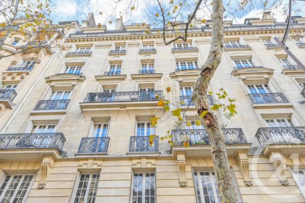 Appartement F2 à vendre  2 pièces - 27,62 m2 PARIS - 75007