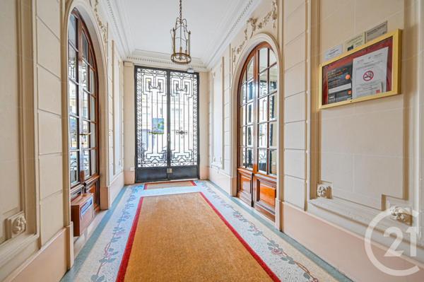 Appartement F2 à vendre  2 pièces - 27,62 m2 PARIS - 75007