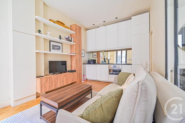 Appartement F2 à vendre  2 pièces - 27,62 m2 PARIS - 75007