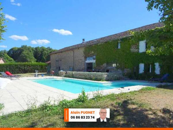 A COUZEIX MAGNIFIQUE LONGERE REFAITE A NEUF DE 364 M² HABITABLES AVEC PISCINE SANS VIS A VIS 5 CHAMBRES ETC...