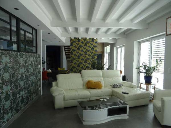 A COUZEIX MAGNIFIQUE LONGERE REFAITE A NEUF DE 364 M² HABITABLES AVEC PISCINE SANS VIS A VIS 5 CHAMBRES ETC...