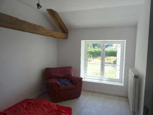 A COUZEIX MAGNIFIQUE LONGERE REFAITE A NEUF DE 364 M² HABITABLES AVEC PISCINE SANS VIS A VIS 5 CHAMBRES ETC...