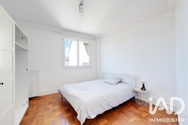 Appartement à vendre 4 pièces 105,65 m² Courbevoie