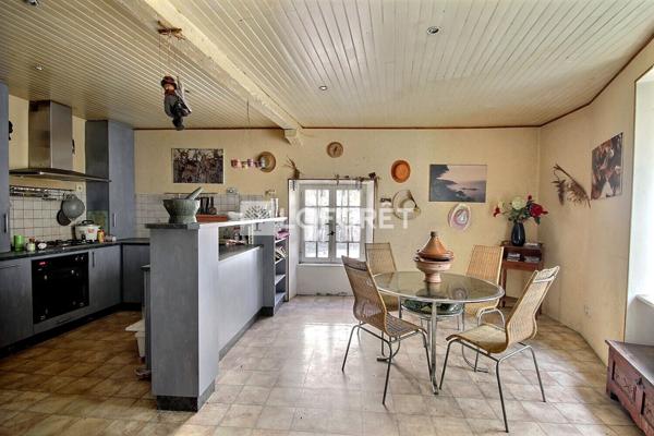 Achat maison Saint-Symphorien-sur-Coise - 8 pièce(s) - 354 m² - 170 000 €