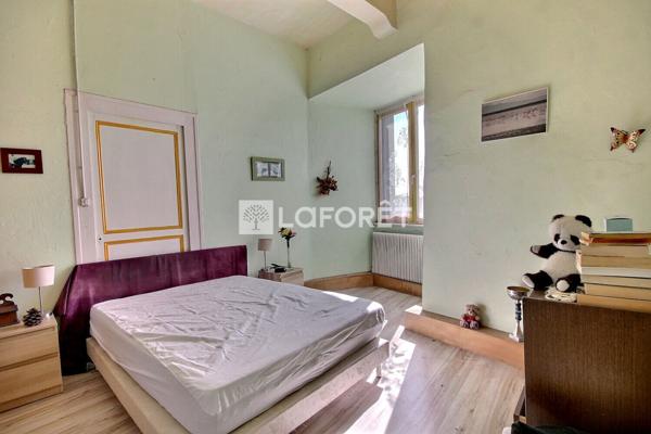 Achat maison Saint-Symphorien-sur-Coise - 8 pièce(s) - 354 m² - 170 000 €