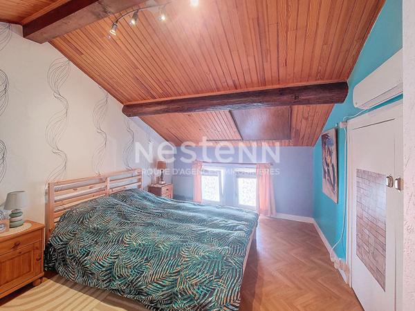 EXCLUSIVITE ! Maison de ville avec balcon et cave, en plein Centre  de Retournac