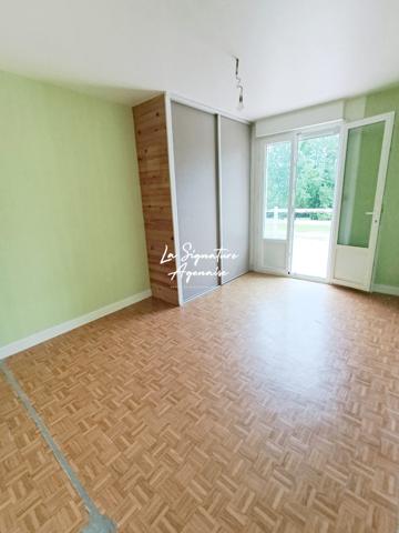 MAISON DE 242 M² AVEC MAGNIFIQUE VUE ET TERRAIN DE 12 098 M²