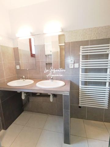 MAISON DE 242 M² AVEC MAGNIFIQUE VUE ET TERRAIN DE 12 098 M²
