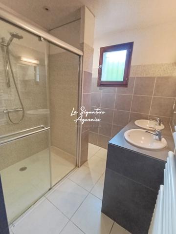 MAISON DE 242 M² AVEC MAGNIFIQUE VUE ET TERRAIN DE 12 098 M²