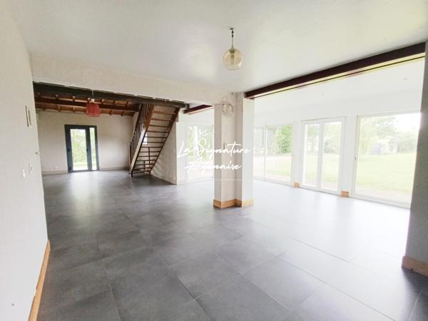 MAISON DE 242 M² AVEC MAGNIFIQUE VUE ET TERRAIN DE 12 098 M²