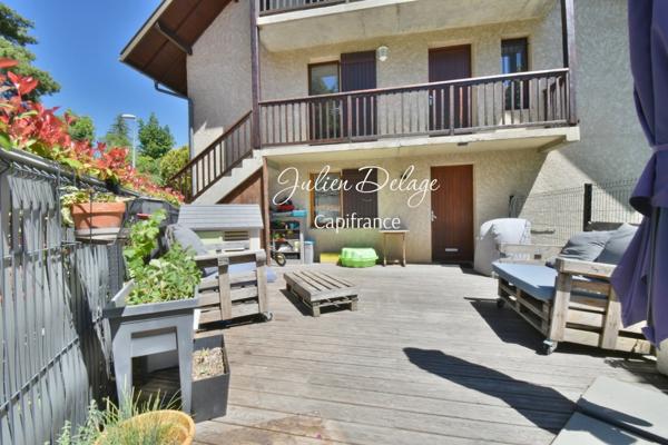 Magnifique appartement T4 rénové avec terrasse, vue lac et parking