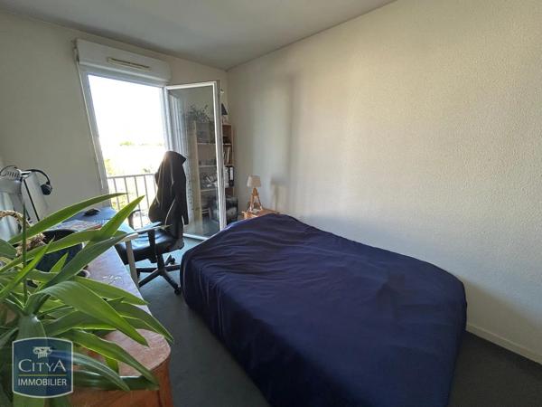 Appartement à louer 2 pièces 35.6m² Poitiers (86000)